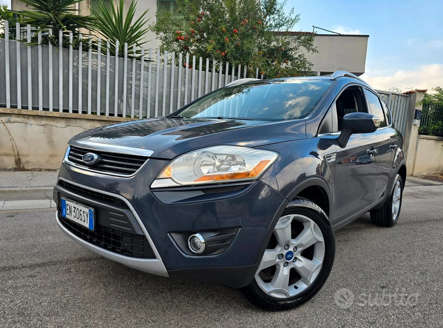 Ford Kuga 2013 photo 5