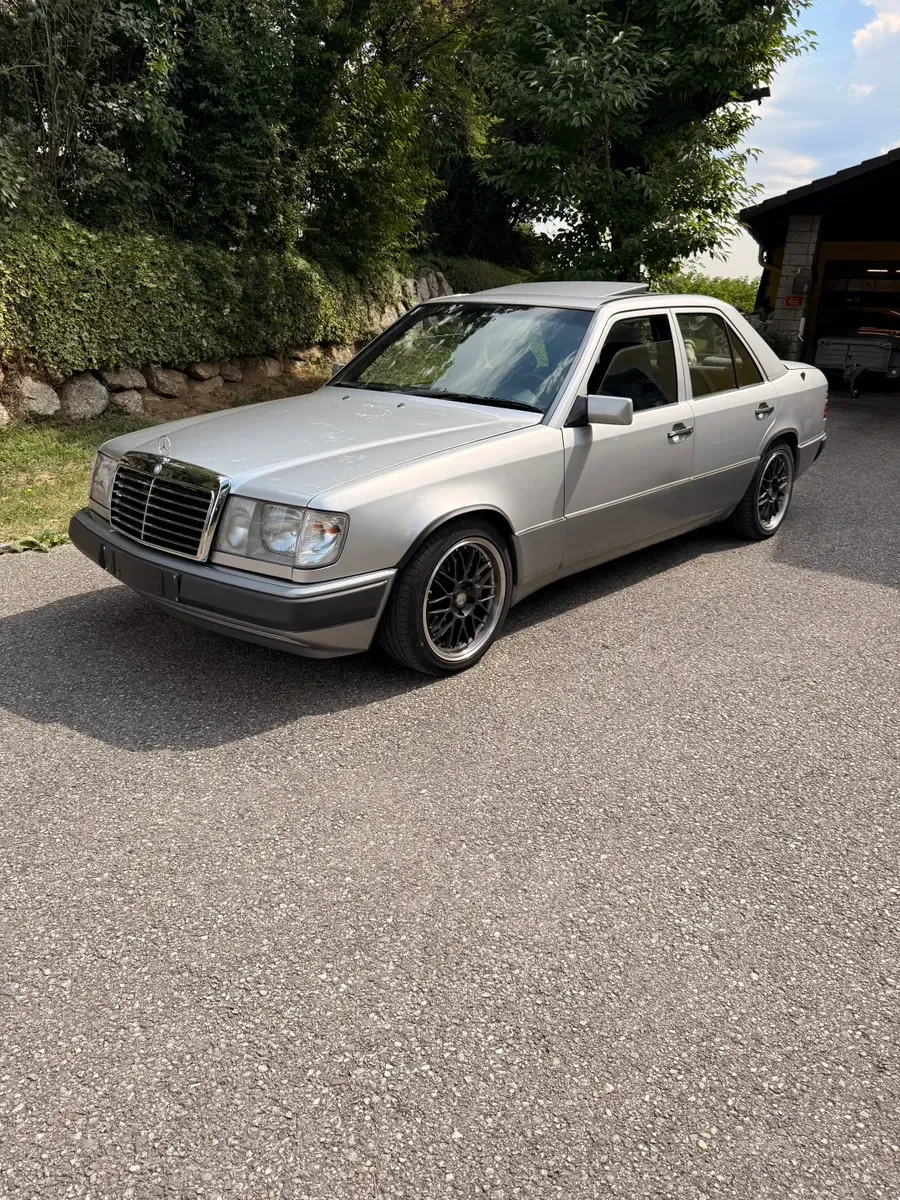 Mercedes-Benz Eklasse