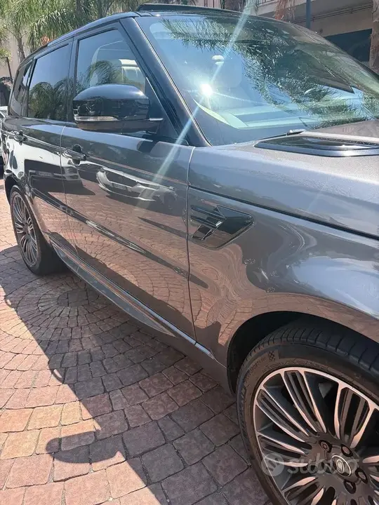 Land Rover Range Rover Sport 2018 photo 2