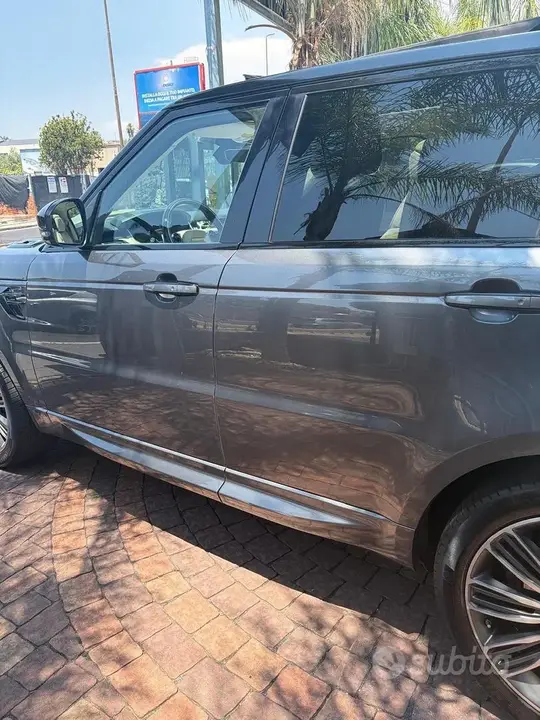 Land Rover Range Rover Sport 2018 photo 5
