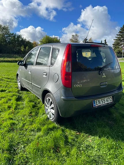 Mitsubishi Colt 2007 photo 3