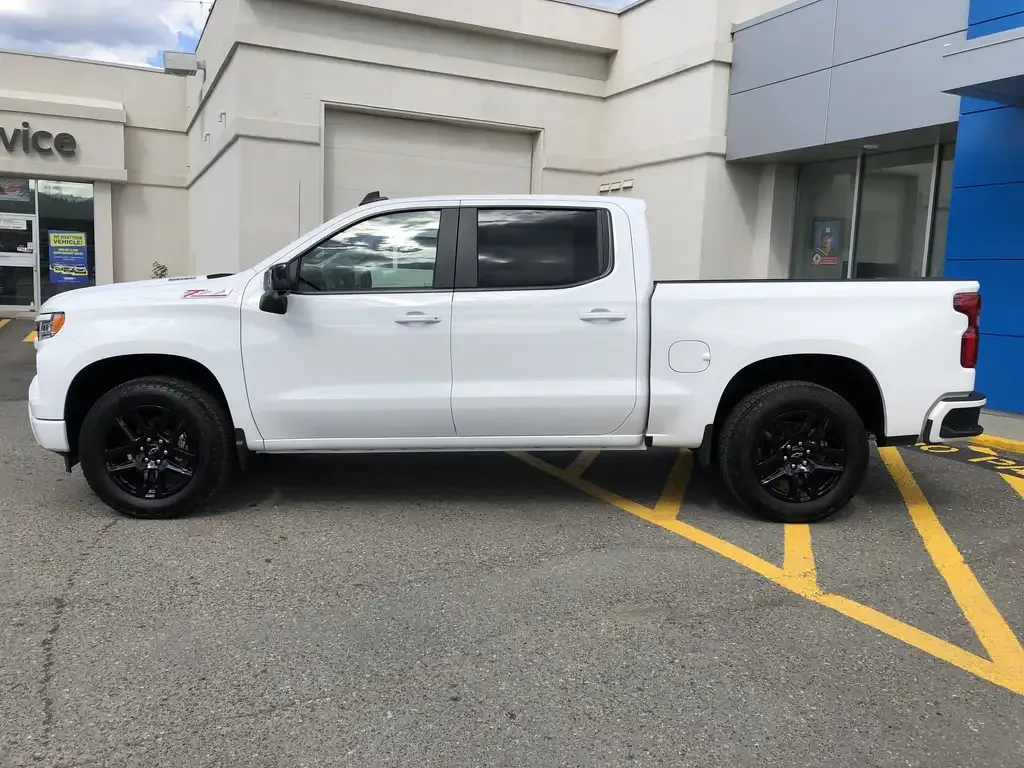 Chevrolet Silverado 1500 2026 photo 2
