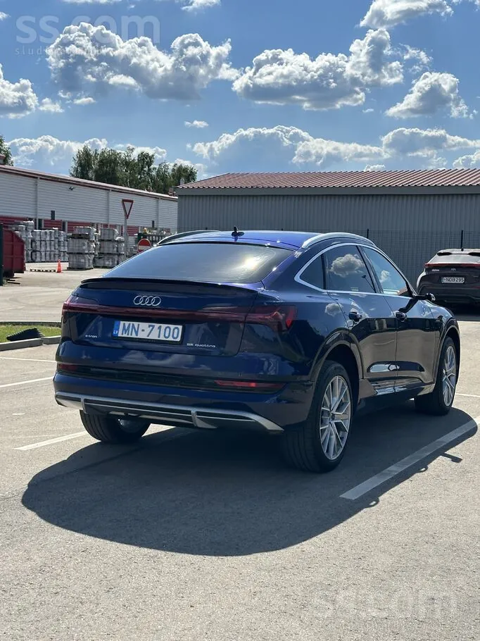 Audi E-Tron 2021 photo 4