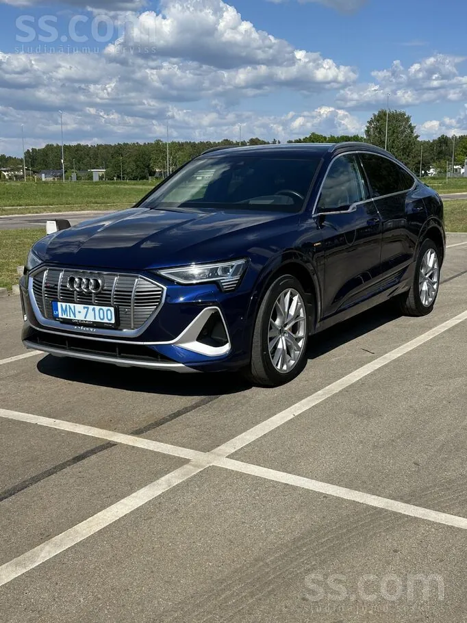Audi E-Tron