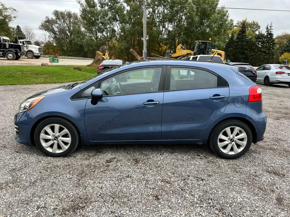 Kia Rio 2016 photo 2