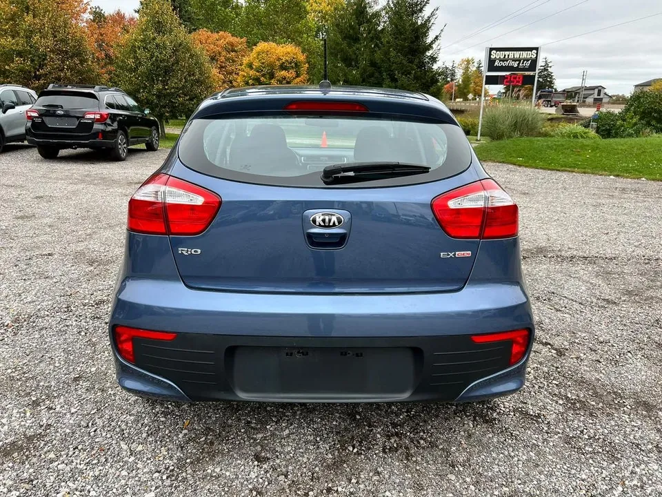 Kia Rio 2016 photo 4