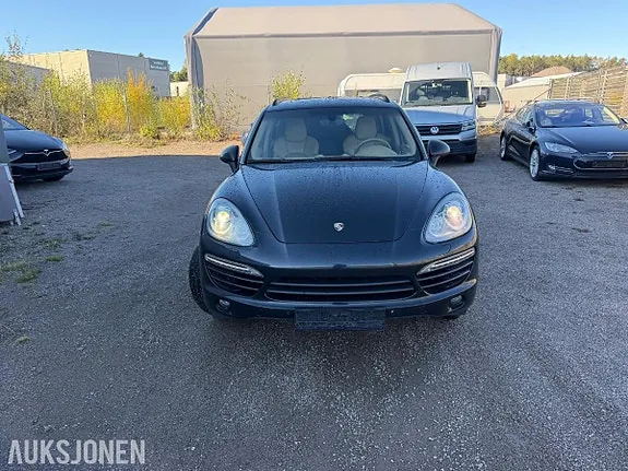Porsche Cayenne 2011 photo 3