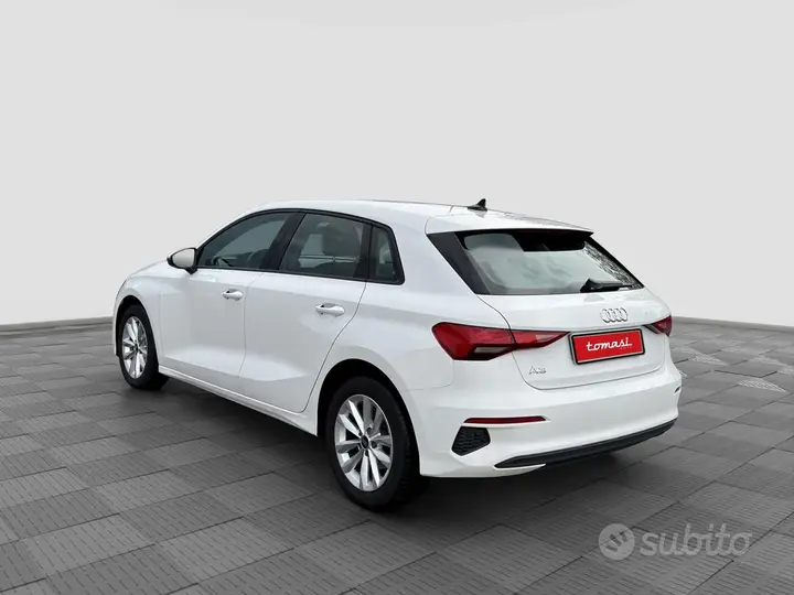 Audi A3 2024 photo 3