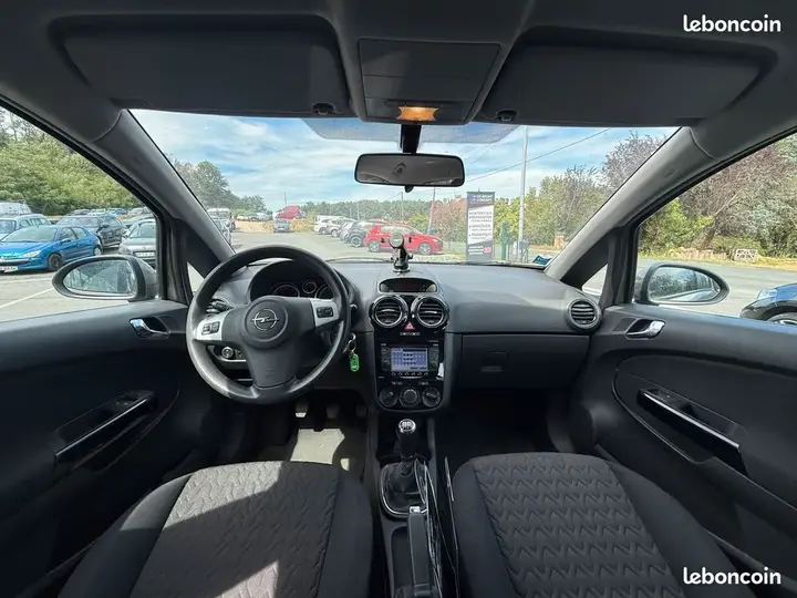 Opel Corsa 2013 photo 3