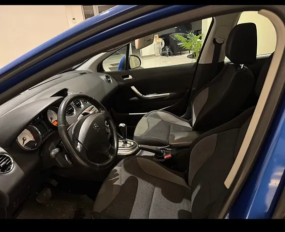 Peugeot 308 2010 photo 5