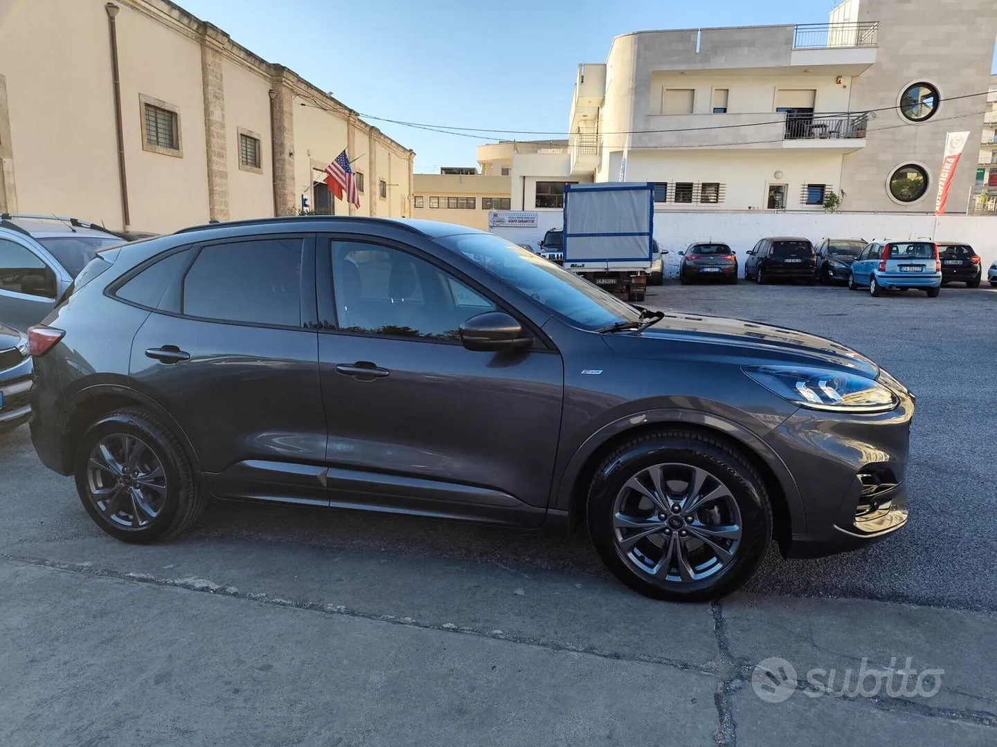Ford Kuga 2022 photo 3