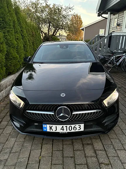 Mercedes-Benz A180
