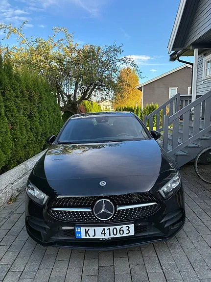 Mercedes-Benz A180 2019 photo 2