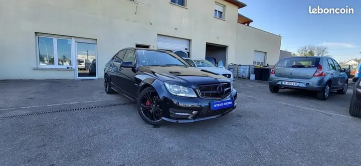 Mercedes-Benz C-Class 2012 photo 2