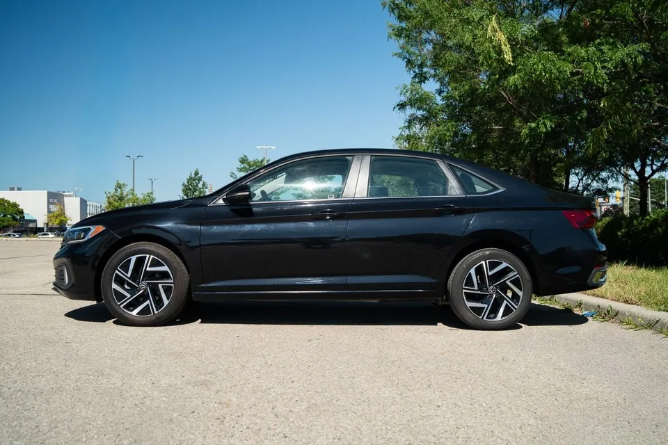 Volkswagen Jetta 2024 photo 4
