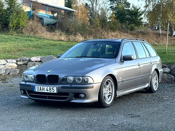 BMW 525I