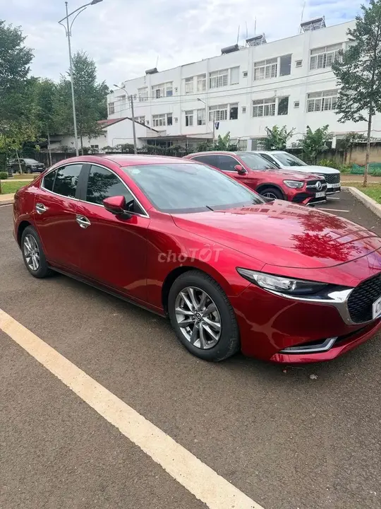 Mazda 3 2023 photo 3