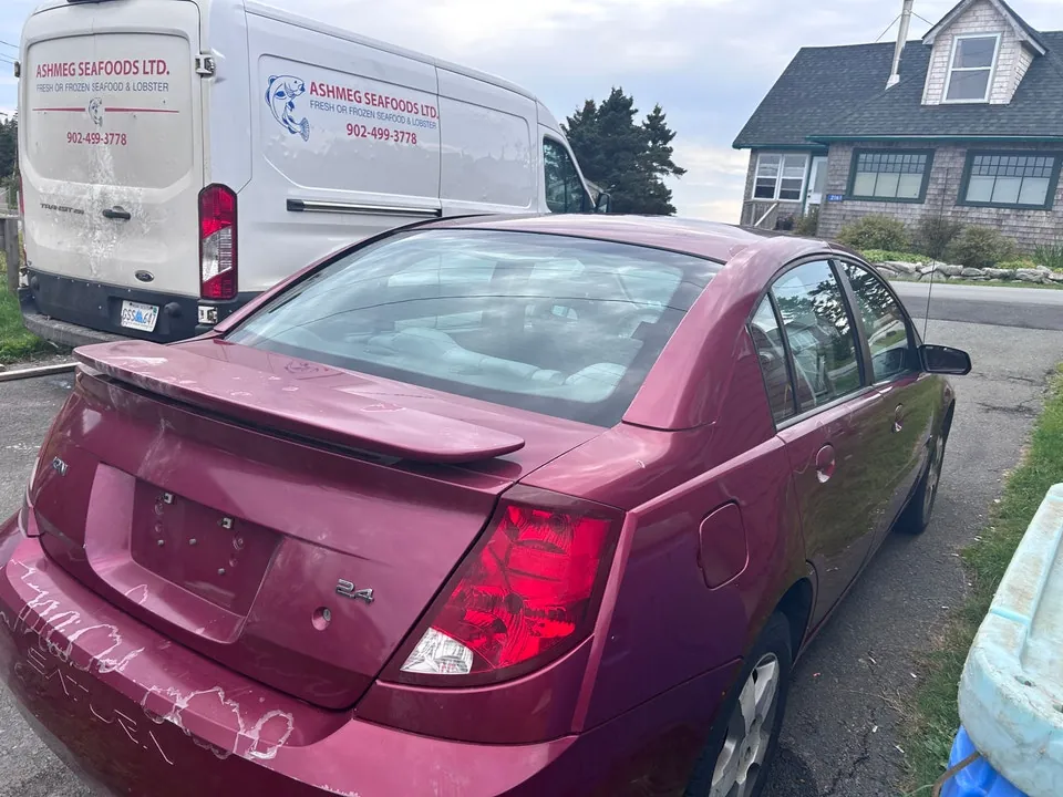Saturn Ion 2006 photo 3