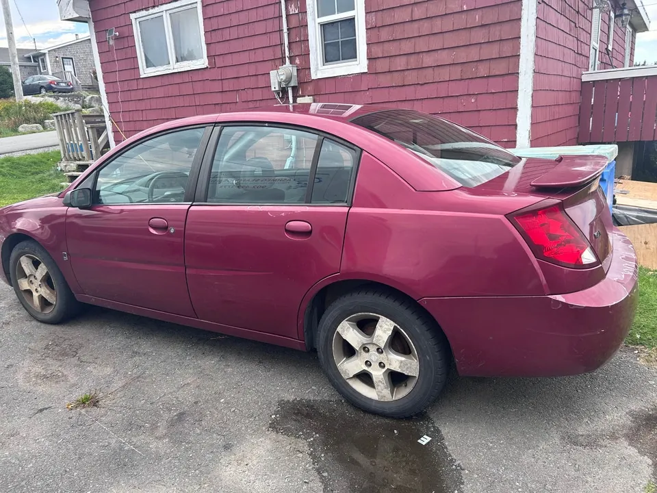 Saturn Ion 2006 photo 2