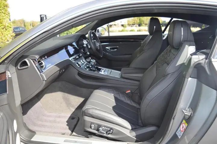 Bentley Continental 2023 photo 2