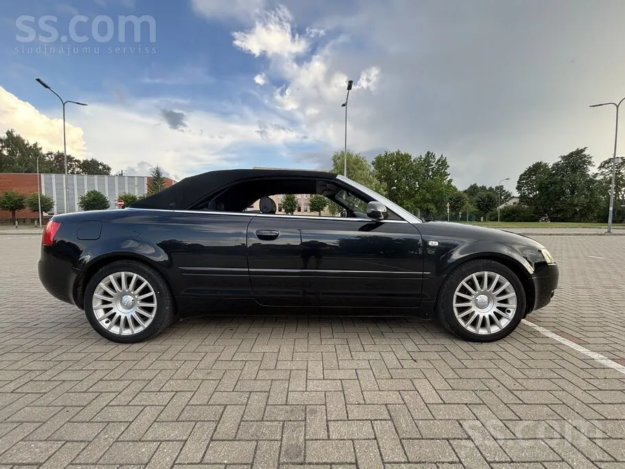 Audi A4 2004 photo 4