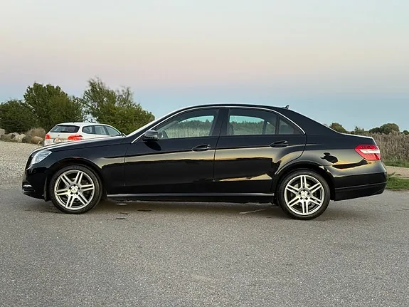 Mercedes-Benz E200 2011 photo 3