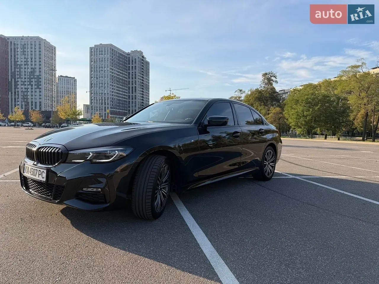 BMW 3 Series 2022 photo 3