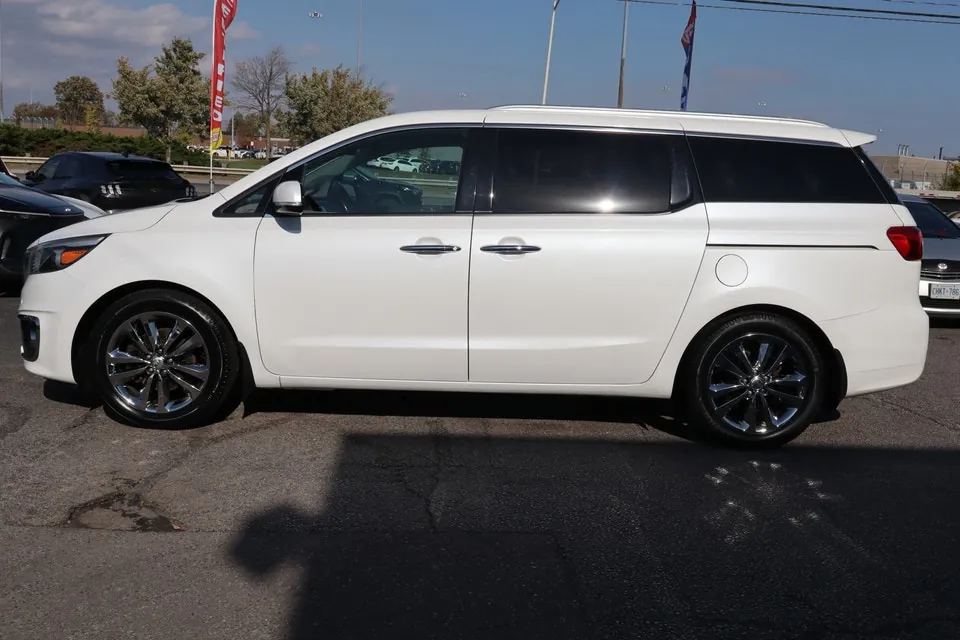 Kia Sedona 2016 photo 4