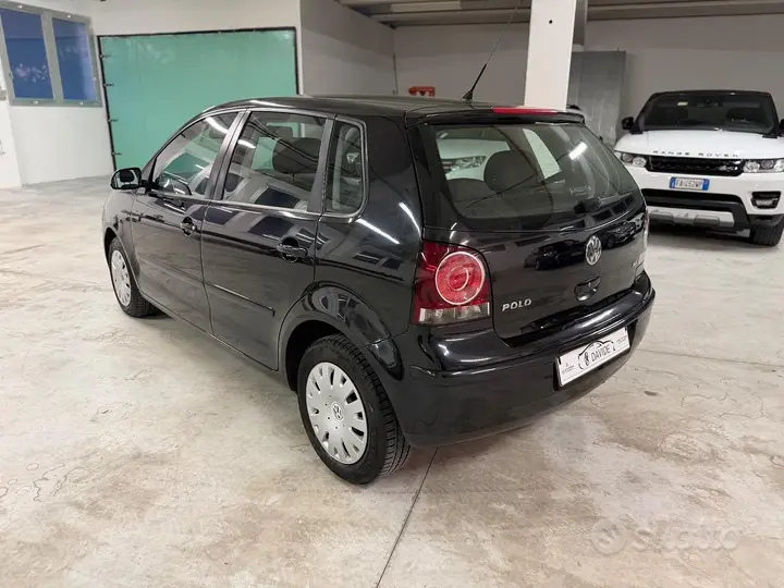 Volkswagen Polo 2006 photo 3