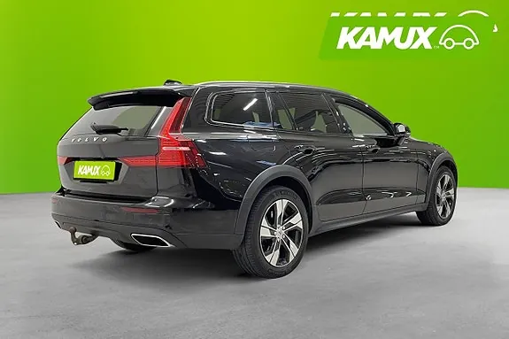 Volvo V60 Cross Country 2020 photo 4