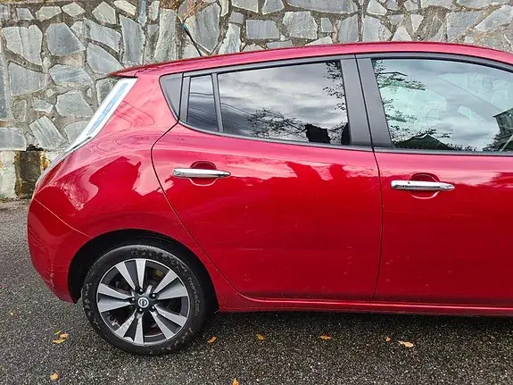 Nissan Leaf 2017 photo 4