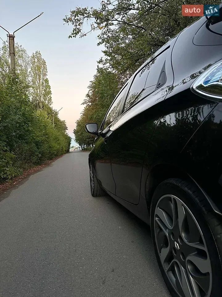 Renault Zoe 2017 photo 3