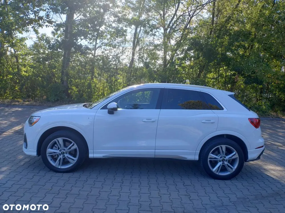 Audi Q3 2021 photo 3