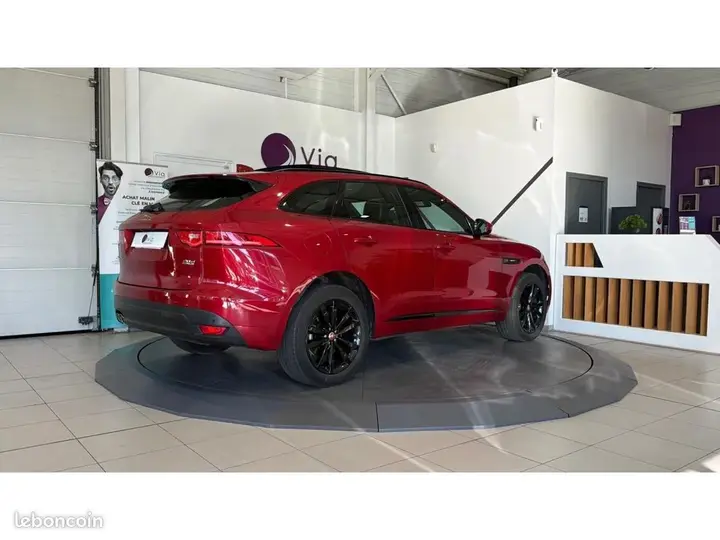 Jaguar F-Pace 2018 photo 5