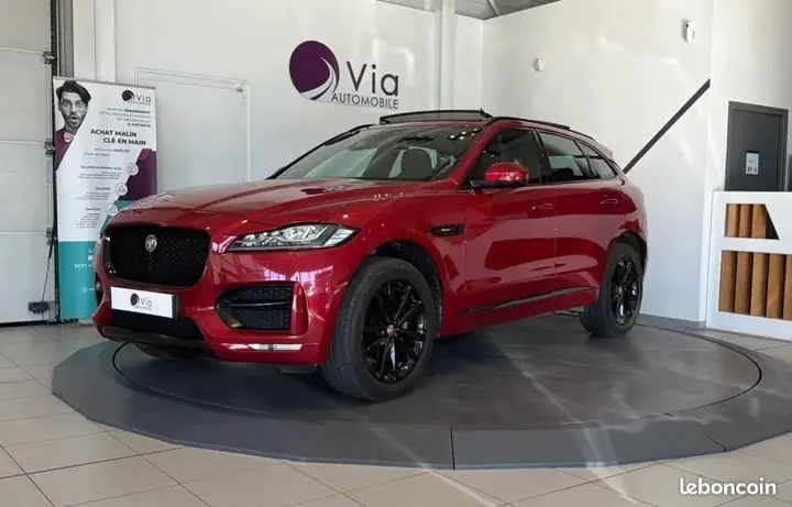 Jaguar F-Pace