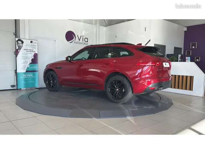 Jaguar F-Pace 2018 photo 3