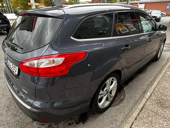 Ford Focus 2014 photo 4