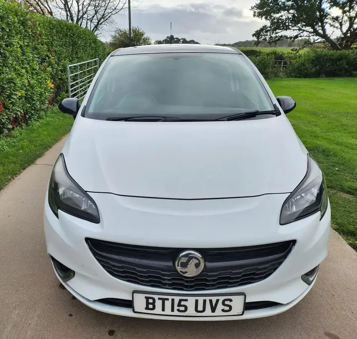 Vauxhall Corsa 2015 photo 2