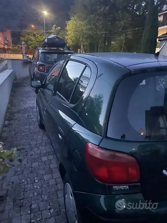 Toyota Yaris 2003 photo 4