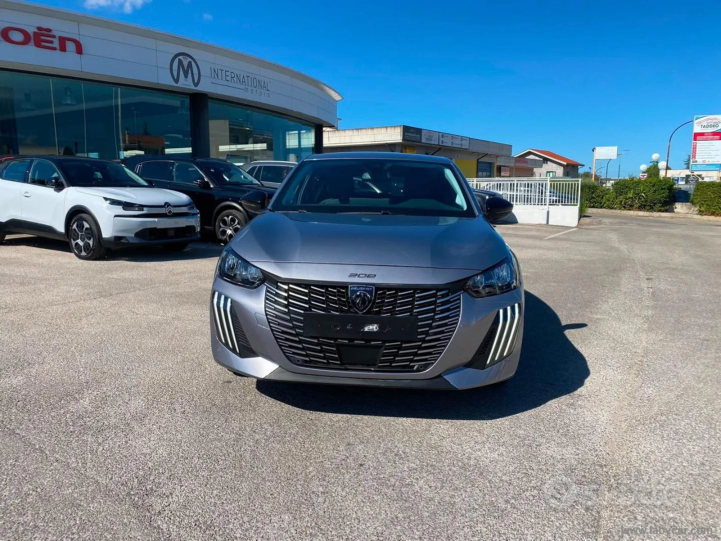 Peugeot 208 2025 photo 2