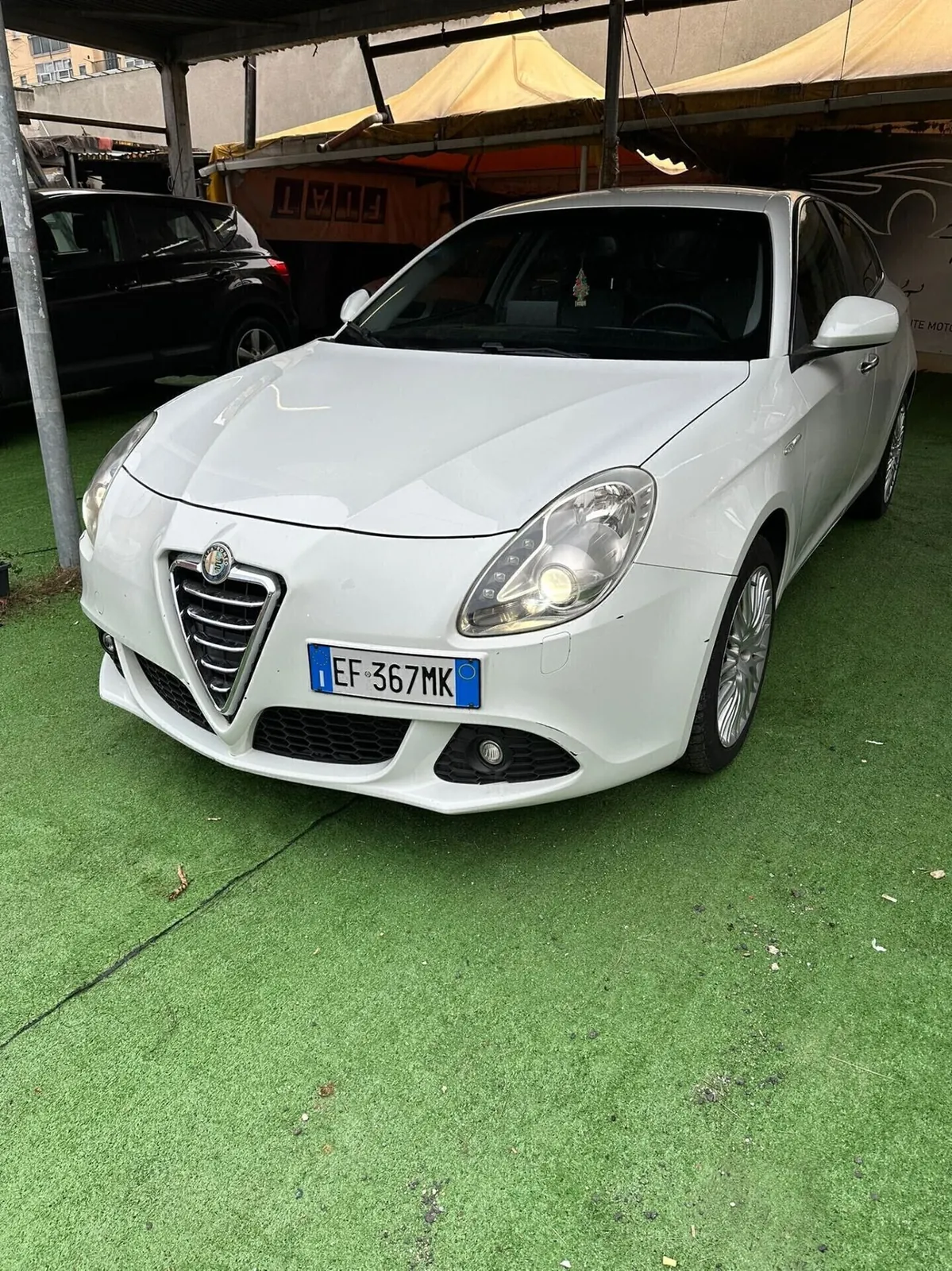 Alfa Romeo Giulietta 2010 photo 4
