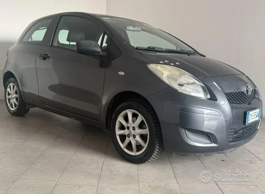 Toyota Yaris 2009 photo 3