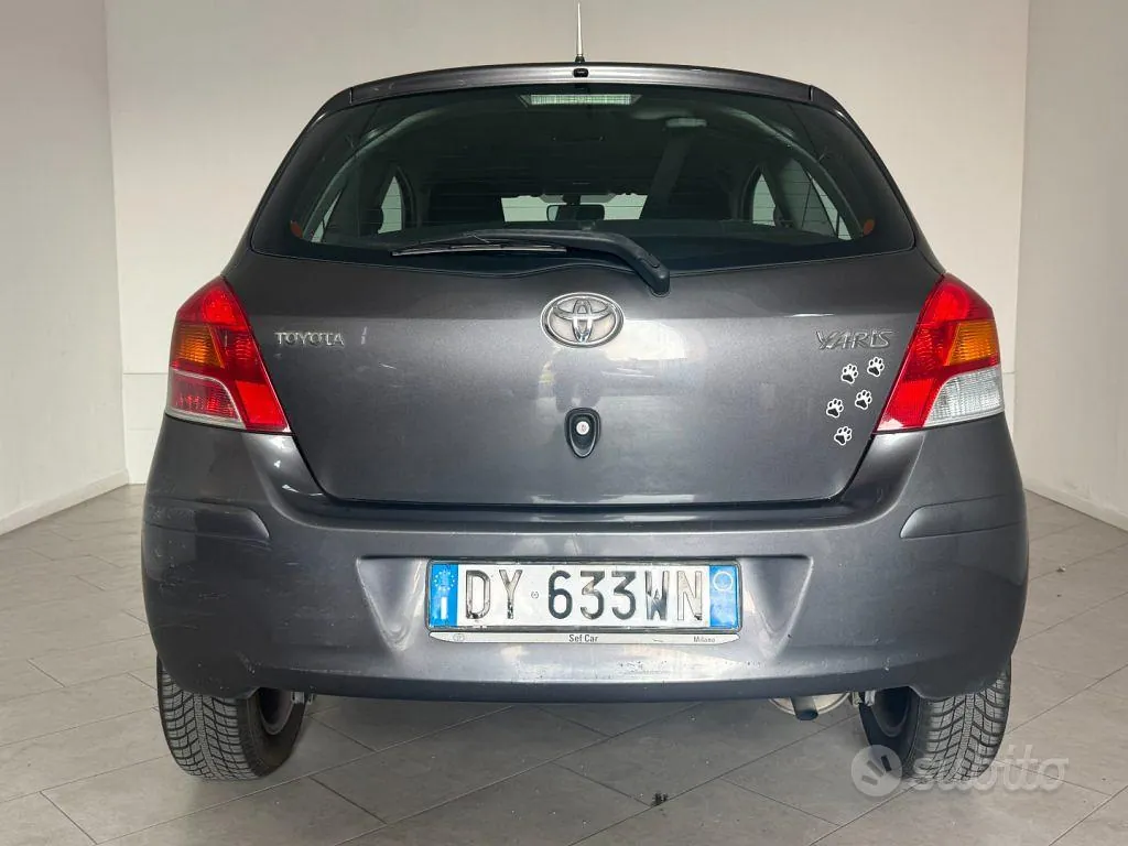 Toyota Yaris 2009 photo 5