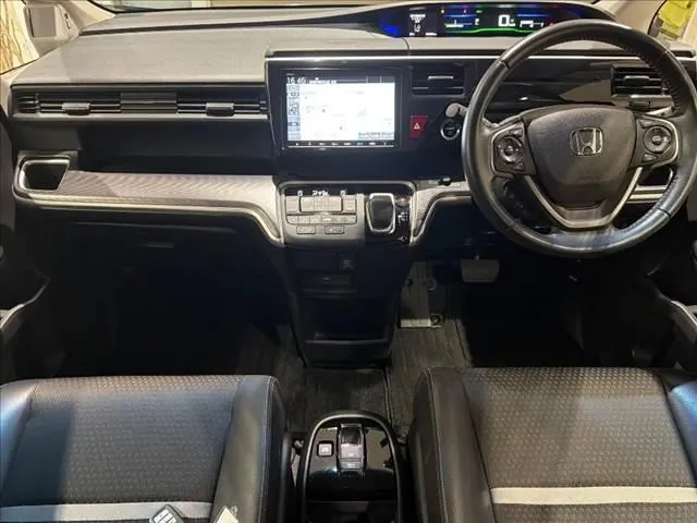 Honda Stepwgn Avante 2021 photo 3
