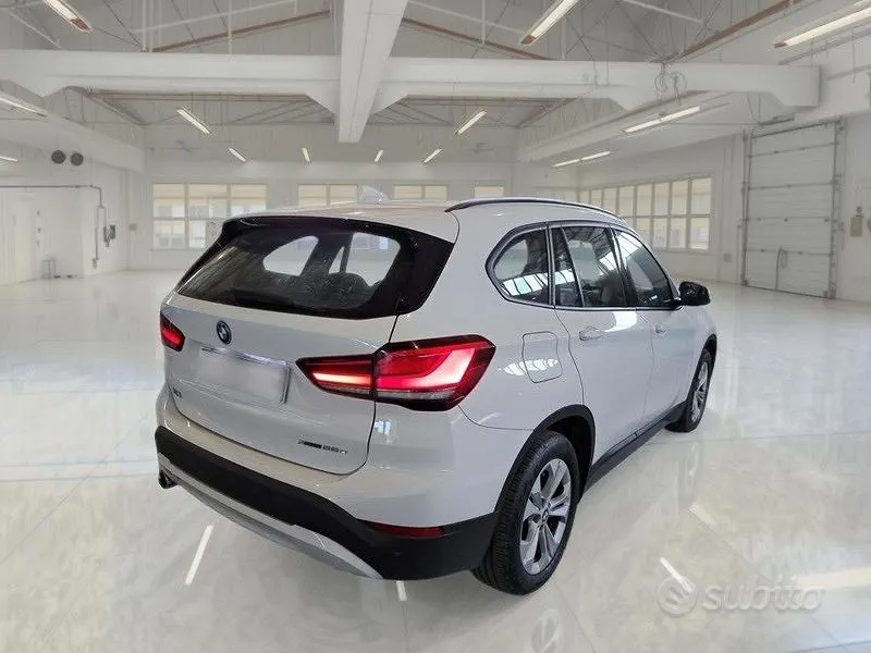 BMW X1 2021 photo 4