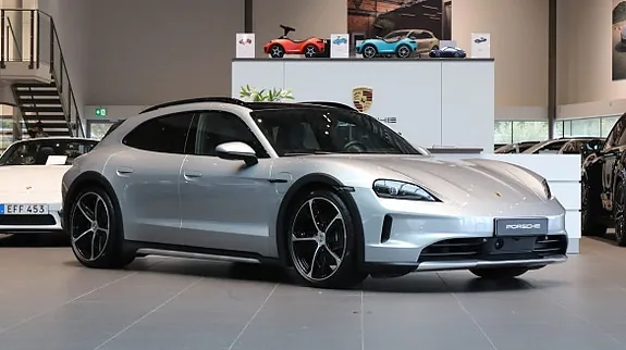 Porsche Taycan 4