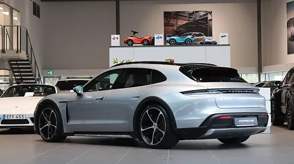Porsche Taycan 4 2025 photo 3