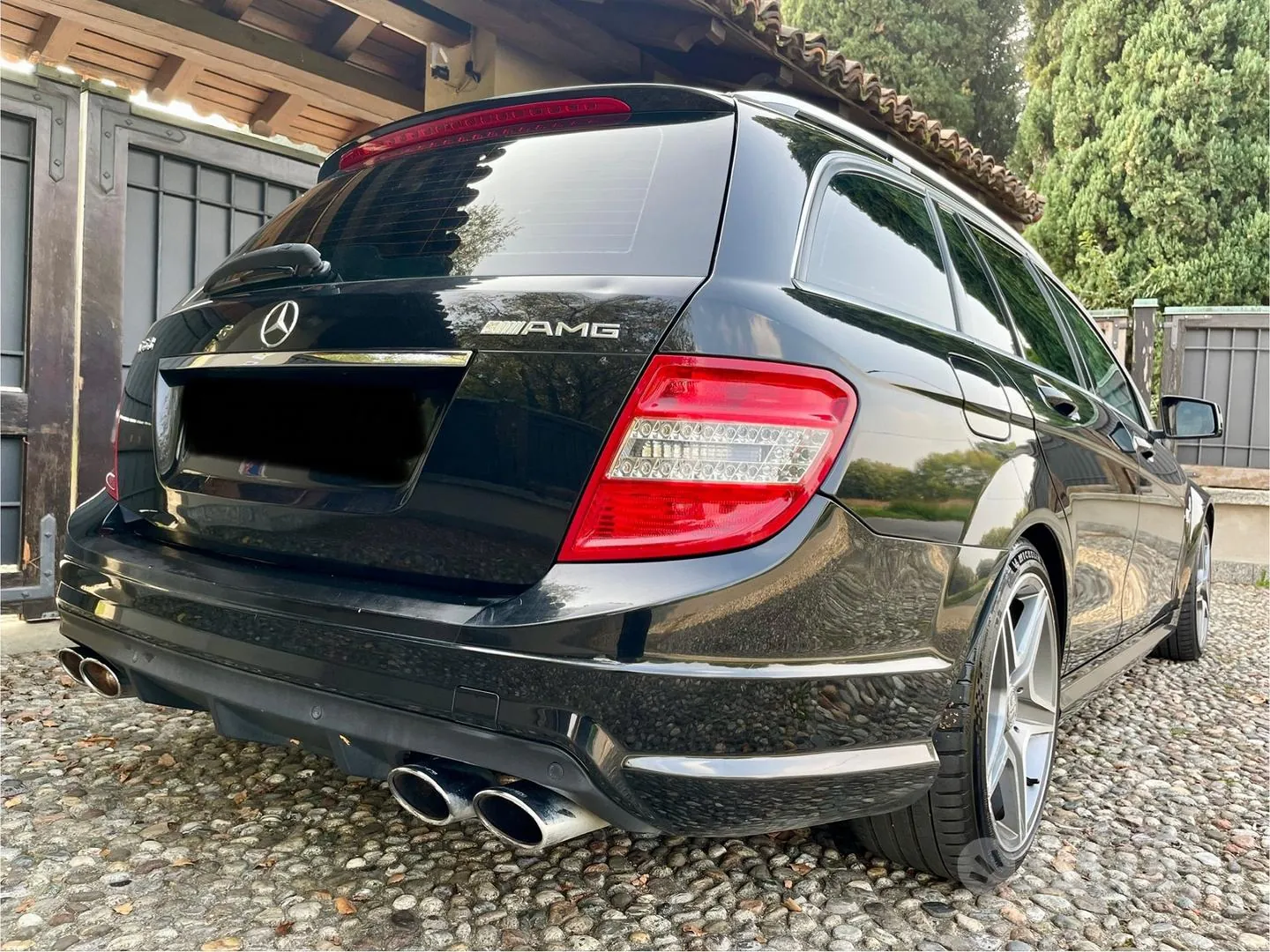Mercedes-Benz C 63 Amg 2011 photo 5