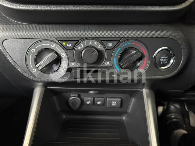 Toyota Raize 2025 photo 3