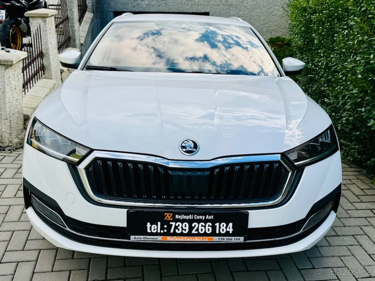 Skoda Octavia 2021 photo 2